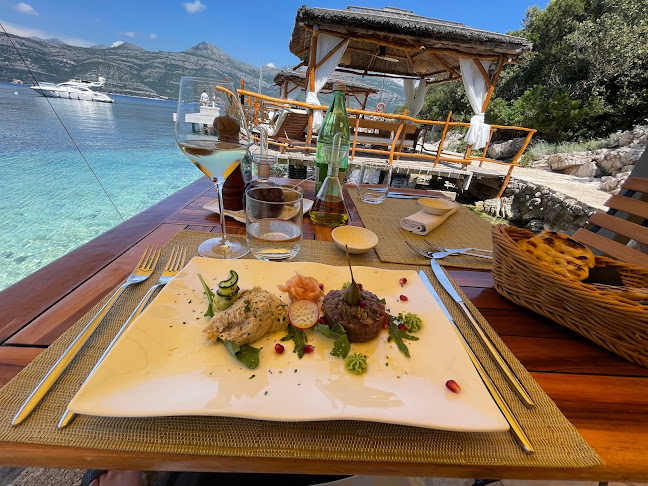 Restoran Bowa - Gastronomija i ugostiteljstvo