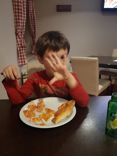 Comentarii opinii despre Caffe Bar & Pizzeria Erdödy