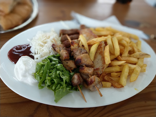 Comentarii opinii despre Grill Izzy