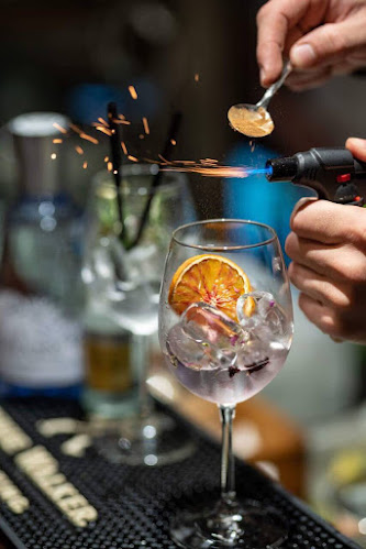 Buzz Bar - Gastronomija i ugostiteljstvo