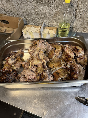 Restaurant Gromaca /Losinj-Cres/ lamb /Spanferkel /maialino - Gastronomija i ugostiteljstvo