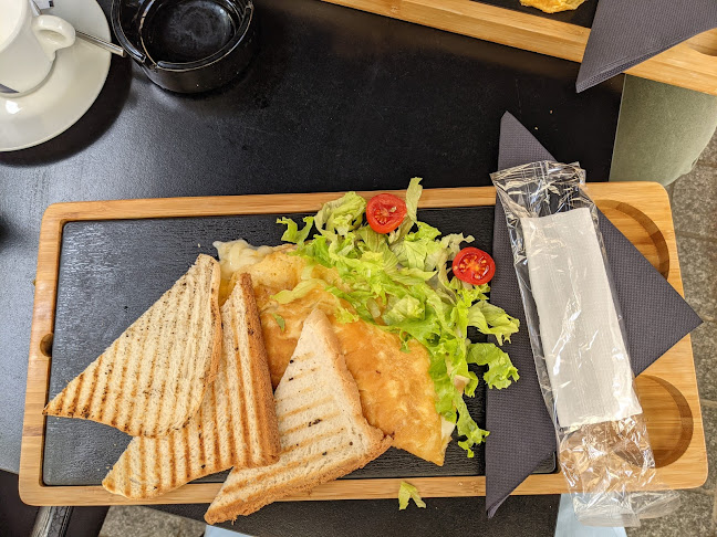 Comentarii opinii despre Boa / Privè