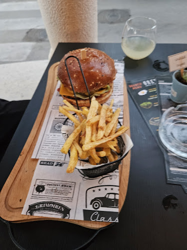 Put Vele Luke 13a, 21400, Supetar