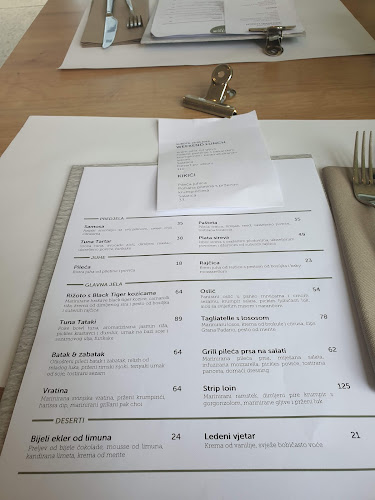 Savica Casual Urban Eatery - Zagreb