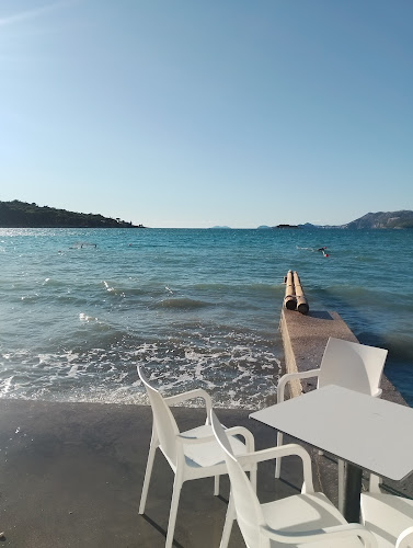 Comentarii opinii despre Beach Bar COOL