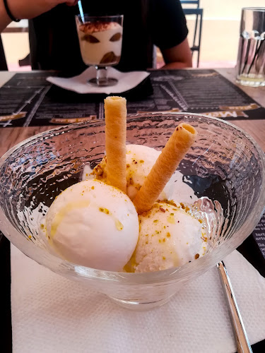 Bernarda pizza pasta burger