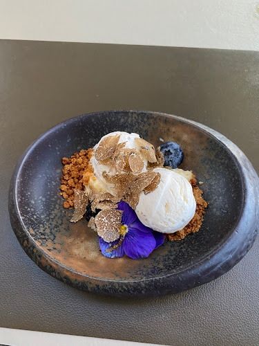 Trg Josefa Ressela 2, 52424, Motovun