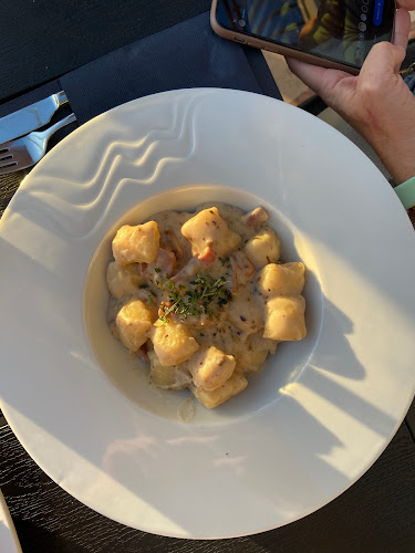 Comentarii opinii despre Pansion Marinac