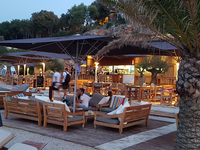 Coral Beach Club - Gastronomija i ugostiteljstvo