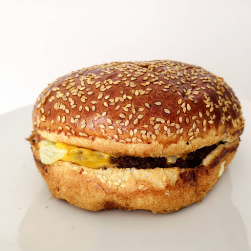 Comentarii opinii despre Famoso Food