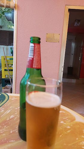 Opinii despre Caffe Bar "Rendevouz" în Rijeka - Gastronomija i ugostiteljstvo