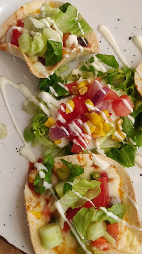 Food & Bar ManuCao - Gastronomija i ugostiteljstvo