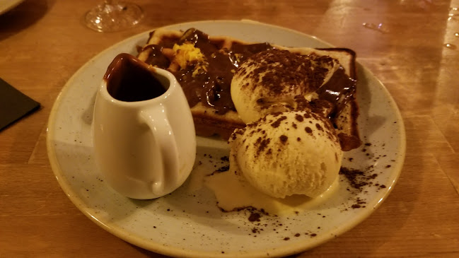 Comentarii opinii despre Peppers Eatery