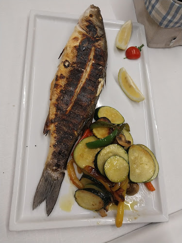 Opinii despre Lungomare în Novigrad - Gastronomija i ugostiteljstvo