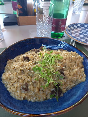 Bistro&Pizzeria Public - Gastronomija i ugostiteljstvo