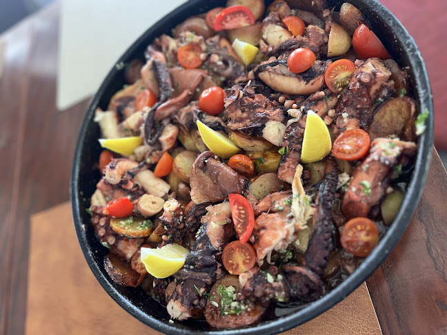 Opinii despre Restaurant Zvizdan în Omiš - Gastronomija i ugostiteljstvo