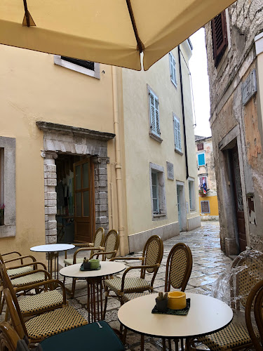 Ul. Decumanus 24, 52440, Poreč