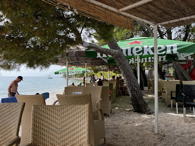 Opinii despre Beach bar Mozzart în Makarska - Gastronomija i ugostiteljstvo