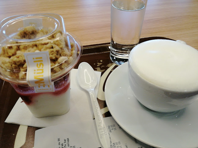 McDonald's Vrata Jadrana, Kastav - Gastronomija i ugostiteljstvo