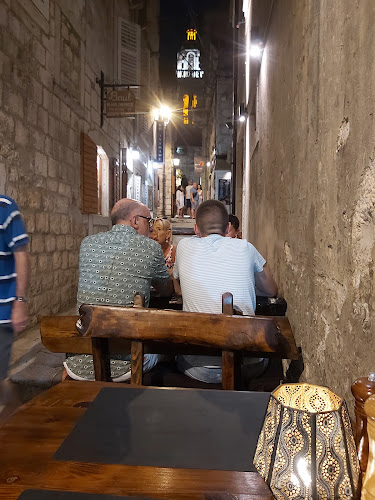 Konoba Mareta - Gastronomija i ugostiteljstvo