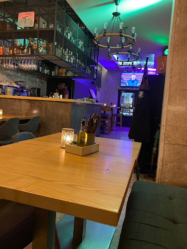 Ul. knezova Šubića Bribirskih 10, 23000, Zadar