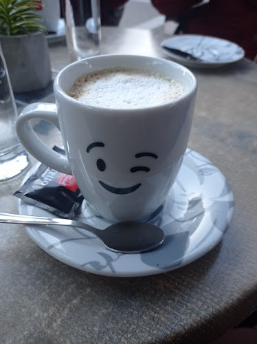 Cafe Bar Central - Gastronomija i ugostiteljstvo