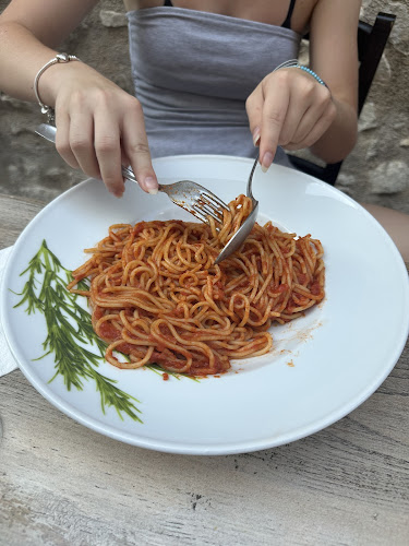 Opinii despre Konoba Dalmatina în Zadar - Gastronomija i ugostiteljstvo