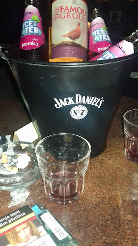 Caffe Bar "Saloon" - Gastronomija i ugostiteljstvo