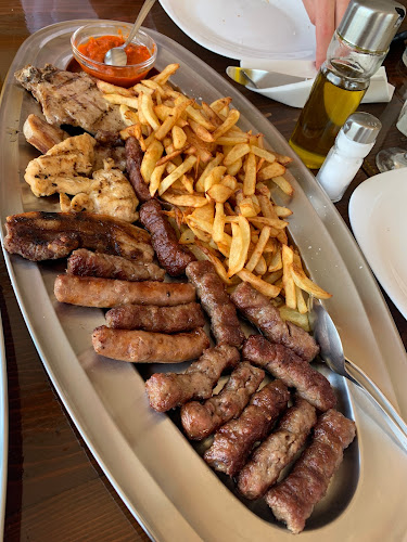 Comentarii opinii despre Pakomina Restaurant