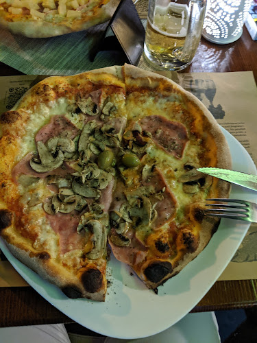 Aldo rismondo 3, 52210, Rovinj