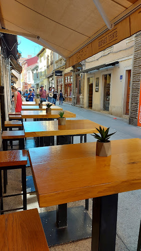 Hook & Cook Pula - Pula