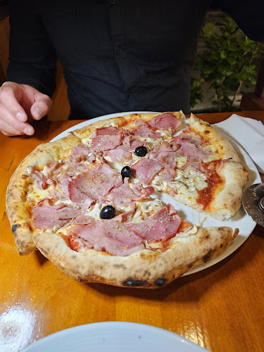 Opinii despre Pizza Pasta Tudors în Split - Gastronomija i ugostiteljstvo