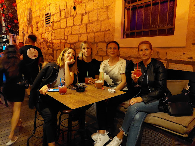 Opinii despre LOLA Bar & Street food în Hvar - Gastronomija i ugostiteljstvo