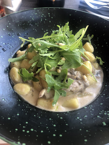 Opinii despre Restaurant Berlin în Makarska - Gastronomija i ugostiteljstvo