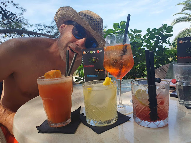 Comentarii opinii despre Fruit Land Cafe