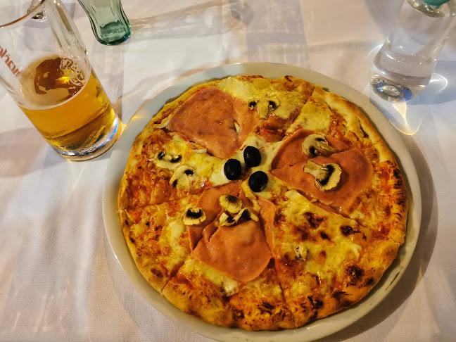 Cesta Svetog Martina 184, 21312, Podstrana