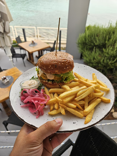 Reflektor - Murter - Gastronomija i ugostiteljstvo