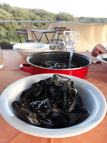 Gušternica, 51500, Vrh