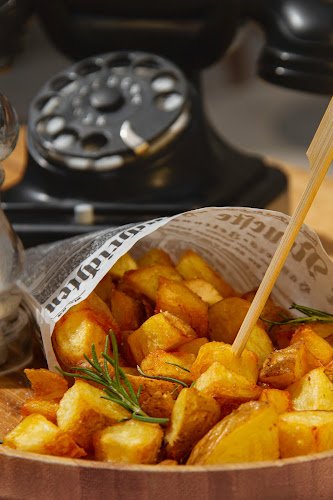 Opinii despre Misto Street Food & Bar în Split - Gastronomija i ugostiteljstvo