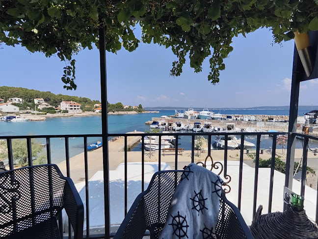 Bistro Dalmatino - Gastronomija i ugostiteljstvo