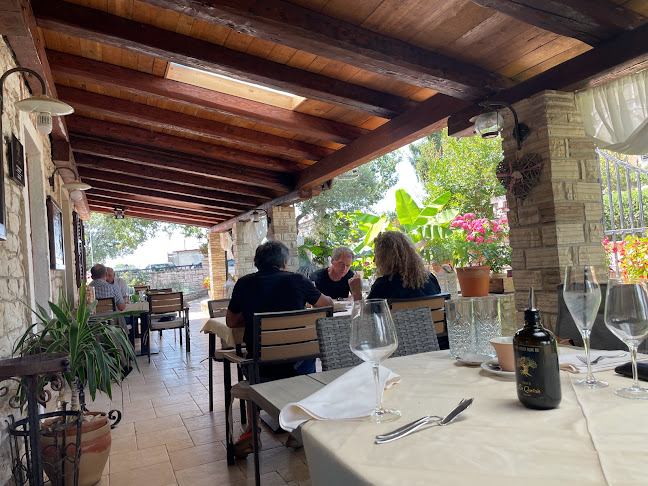 Opinii despre KONOBA LA QUERCIA în Novigrad - Gastronomija i ugostiteljstvo