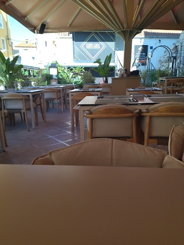 Trumbićeva obala 13, 21000, Split