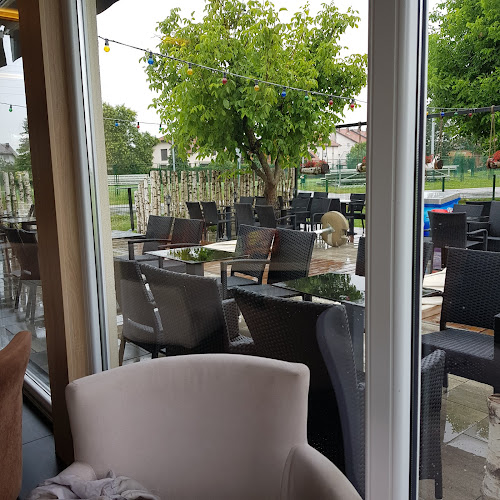 Opinii despre Caffe bar Vuglec în Gradići - Gastronomija i ugostiteljstvo