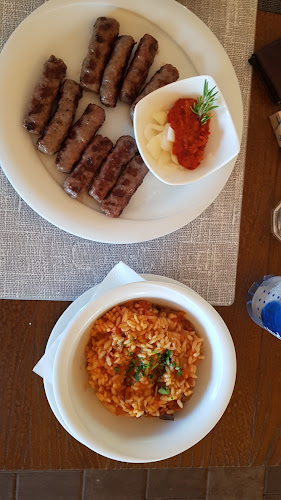 Buka - Gastronomija i ugostiteljstvo