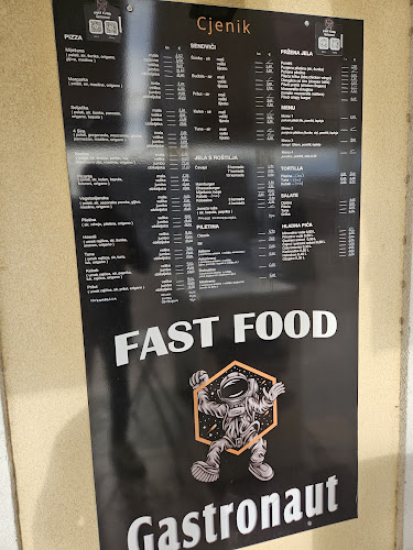 Comentarii opinii despre Fast Food Gastronaut
