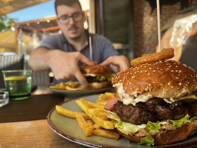 Bourbon Grill - Njivice