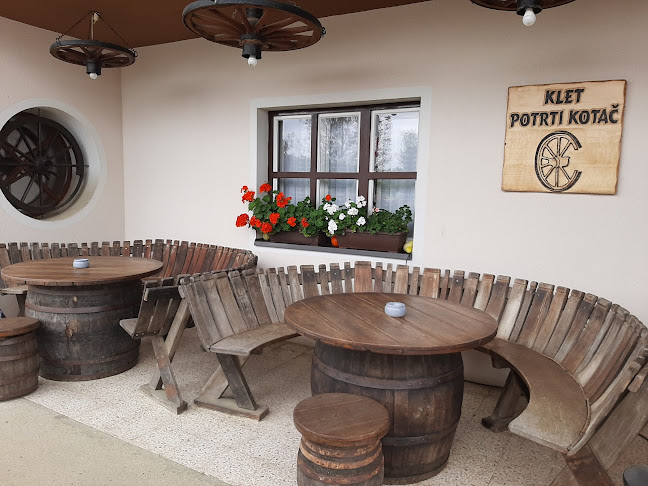 Comentarii opinii despre Restoran Potrti Kotač