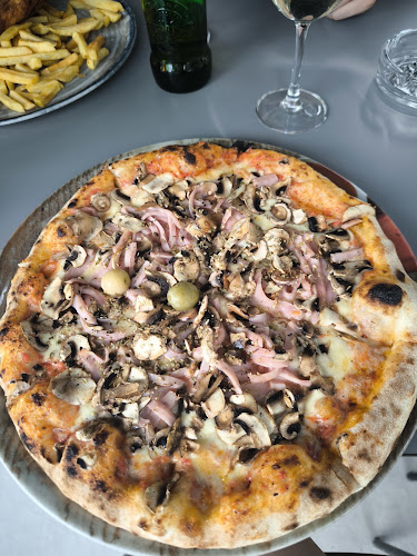 Bistro Pizzeria Ema - Gastronomija i ugostiteljstvo