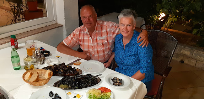 Opinii despre Restaurant Marin în Starigrad - Gastronomija i ugostiteljstvo