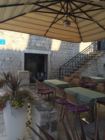 Oh!LaLa Konoba Pizzeria - Split